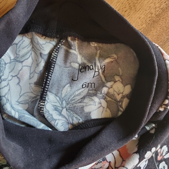 Baby Girl Outfit - Picture 7 of 7